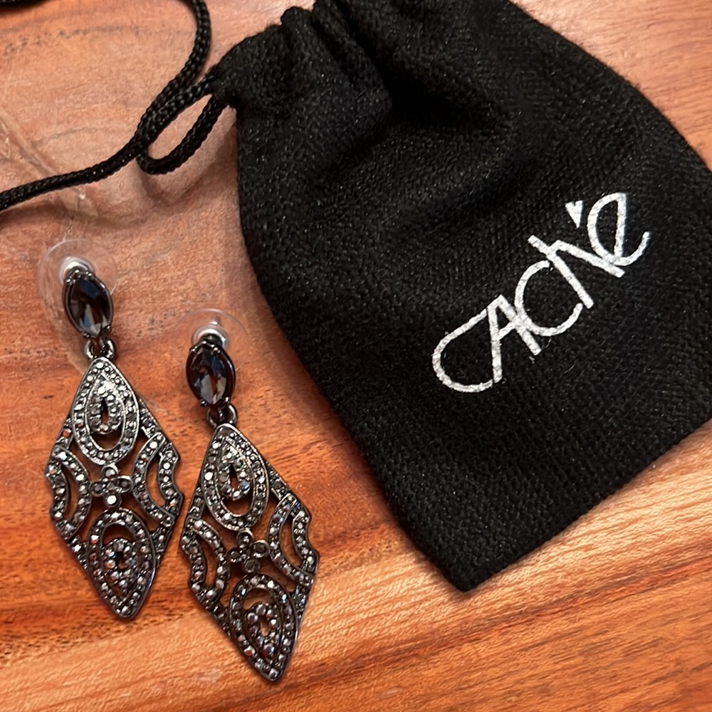 Cache Pewter Dangle Earrings - image 5